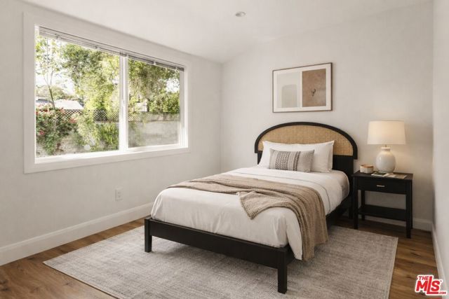 23153 Gonzales Drive, Woodland Hills (los Angeles), CA 91367