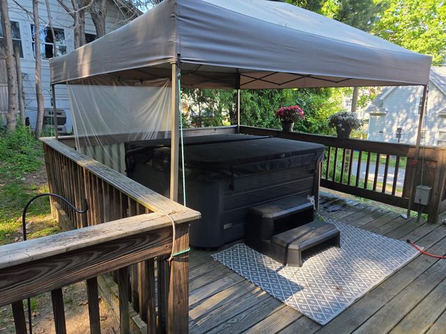119 Huntress Street, Manchester, NH 03102