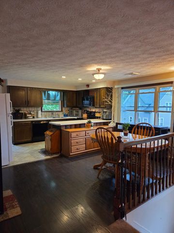 119 Huntress Street, Manchester, NH 03102
