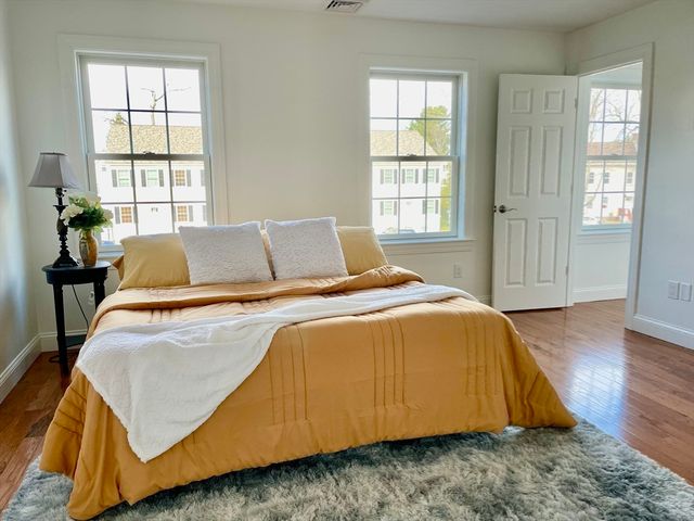 215 High Street 21, Taunton, MA 02780