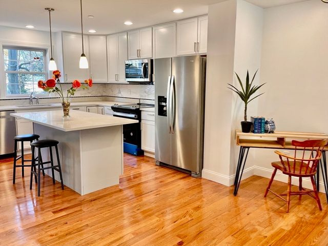 215 High Street 21, Taunton, MA 02780