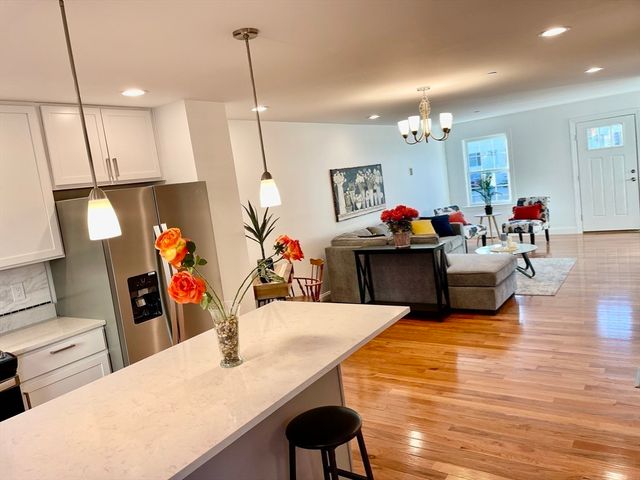 215 High Street 21, Taunton, MA 02780