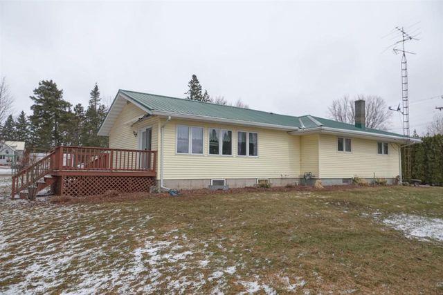 327 S 4TH STREET, Dorchester, WI 54425