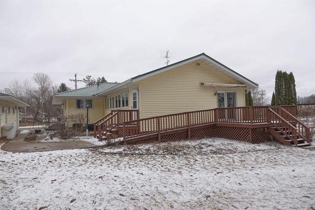 327 S 4TH STREET, Dorchester, WI 54425