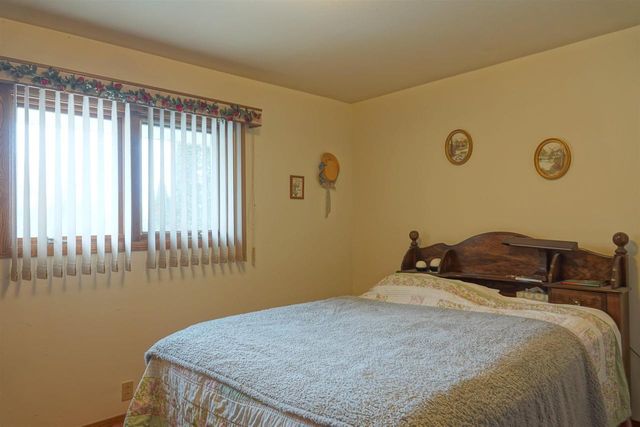 327 S 4TH STREET, Dorchester, WI 54425