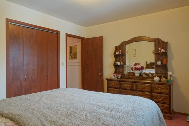 327 S 4TH STREET, Dorchester, WI 54425