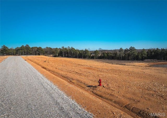 108 Clementine Lane, Houston, MO 65483