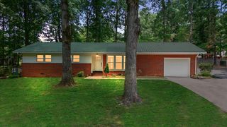 304 Oakwood Dr, Lawrenceburg, TN 38464