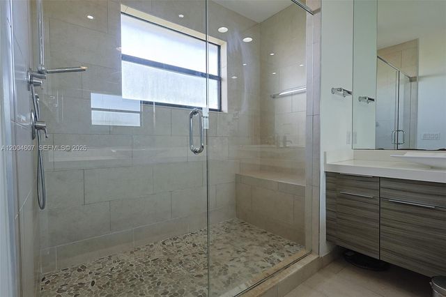 16065 SW 136th Ter, Miami, FL 33196