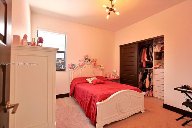 16065 SW 136th Ter, Miami, FL 33196