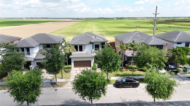 16065 SW 136th Ter, Miami, FL 33196