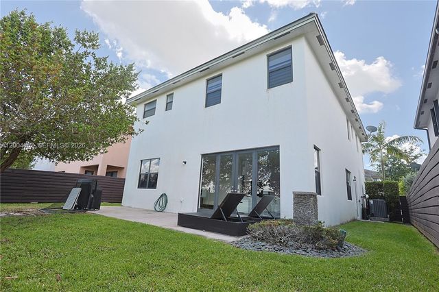 16065 SW 136th Ter, Miami, FL 33196