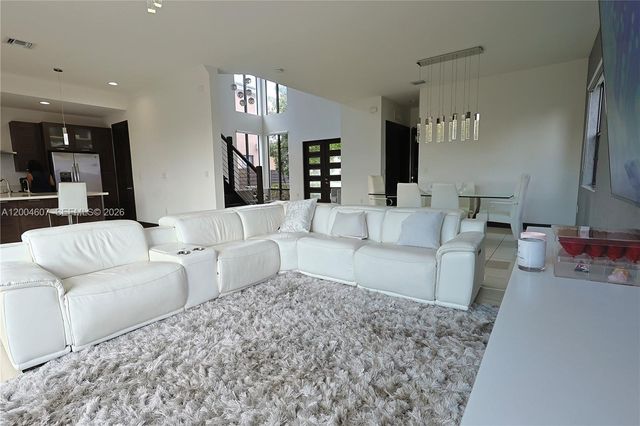 16065 SW 136th Ter, Miami, FL 33196