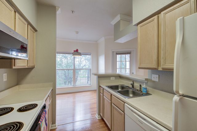 700 Daniel Ellis Drive 7206, Charleston, SC 29412