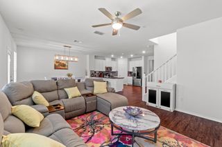 7212 Summer Tanager DR 28, Austin, TX 78744