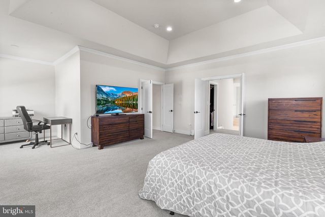 10 UNISON DR, Malvern, PA 19355