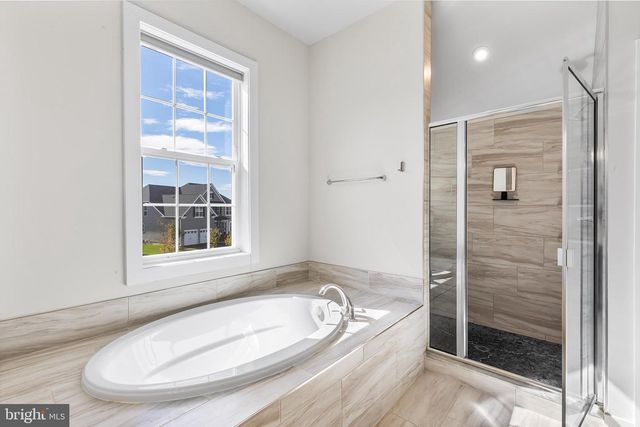 10 UNISON DR, Malvern, PA 19355