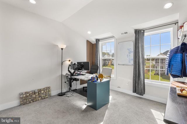 10 UNISON DR, Malvern, PA 19355