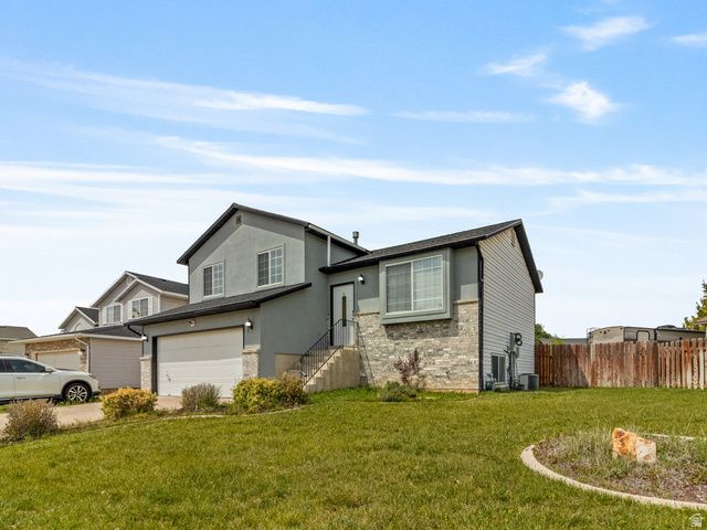 4062 W 5950 S, Roy, UT 84067