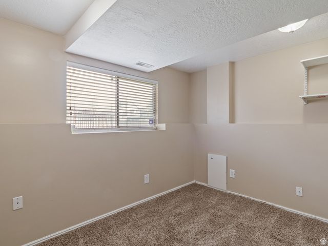4062 W 5950 S, Roy, UT 84067