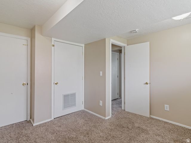 4062 W 5950 S, Roy, UT 84067
