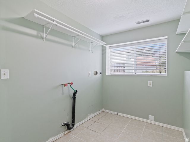 4062 W 5950 S, Roy, UT 84067