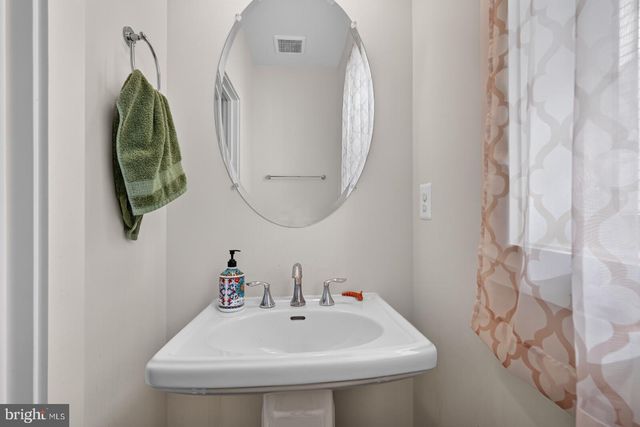 8739 STONE JUG WAY, Frederick, MD 21701