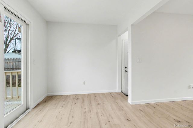 38227 Avondale Street, Westland, MI 48186