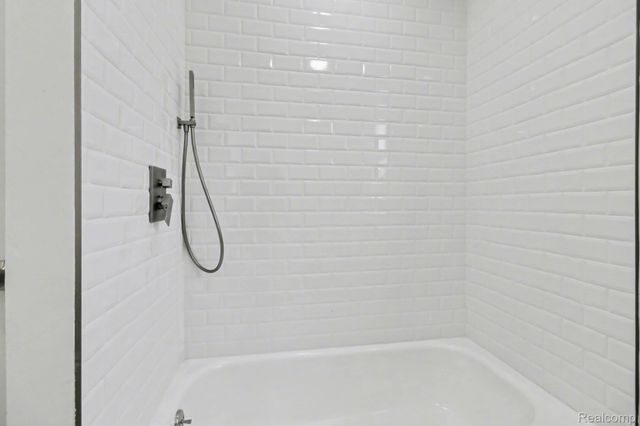 38227 Avondale Street, Westland, MI 48186