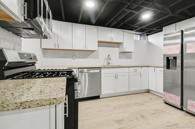 38227 Avondale Street, Westland, MI 48186