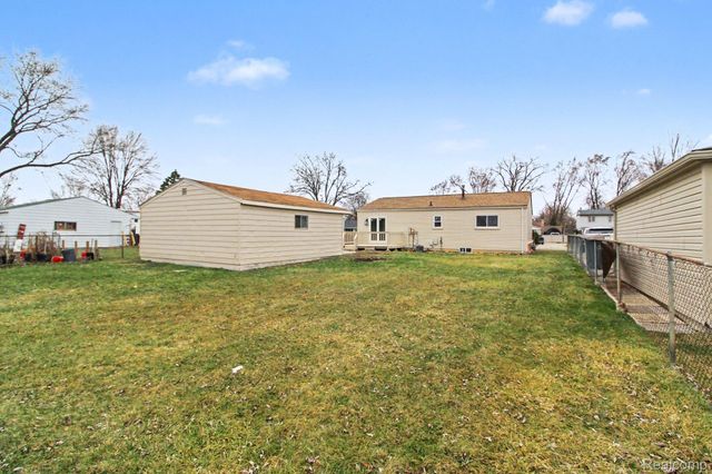 38227 Avondale Street, Westland, MI 48186