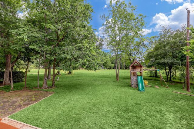 7442 Tall Pines Drive, Houston, TX 77088