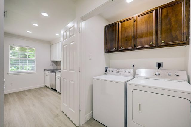7442 Tall Pines Drive, Houston, TX 77088