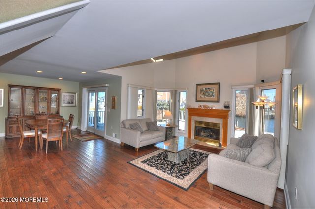 19 Centerboard Drive, Bayville, NJ 08721
