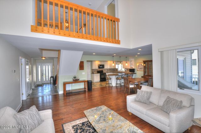 19 Centerboard Drive, Bayville, NJ 08721
