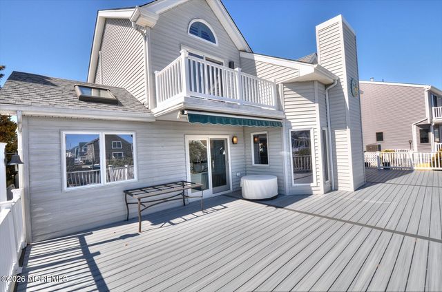 19 Centerboard Drive, Bayville, NJ 08721