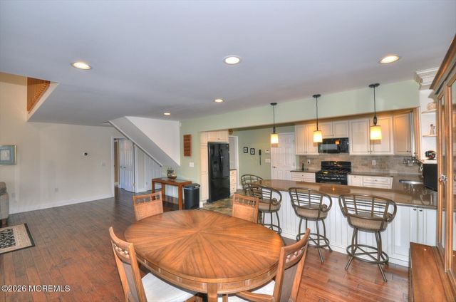 19 Centerboard Drive, Bayville, NJ 08721