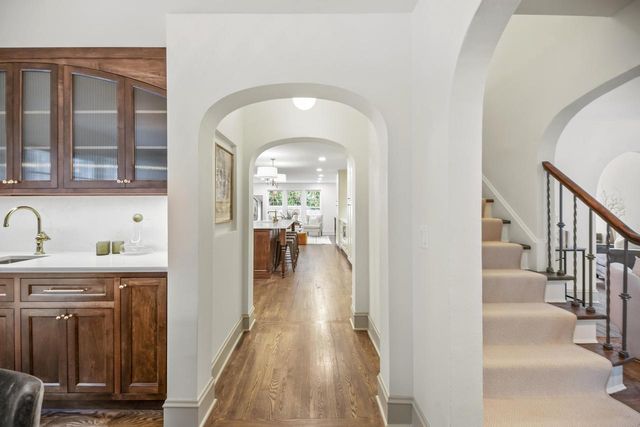 6054 N Bay Ridge AVENUE, Whitefish Bay, WI 53217