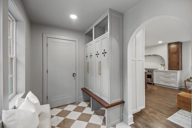 6054 N Bay Ridge AVENUE, Whitefish Bay, WI 53217