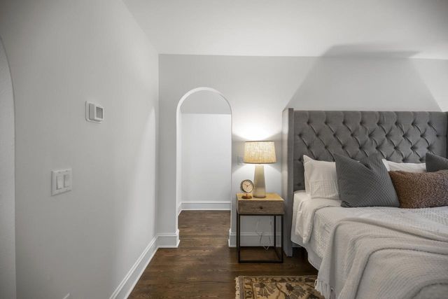 6054 N Bay Ridge AVENUE, Whitefish Bay, WI 53217