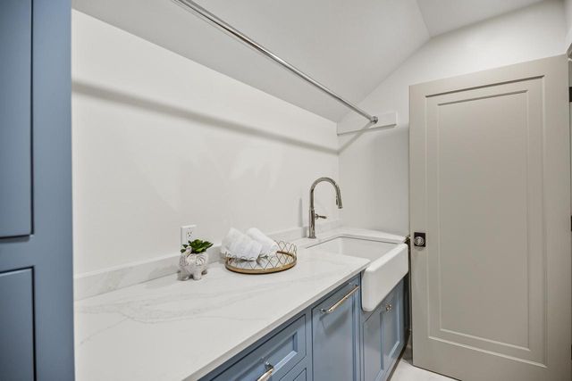 6054 N Bay Ridge AVENUE, Whitefish Bay, WI 53217