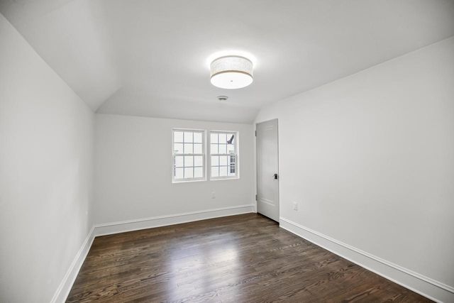 6054 N Bay Ridge AVENUE, Whitefish Bay, WI 53217