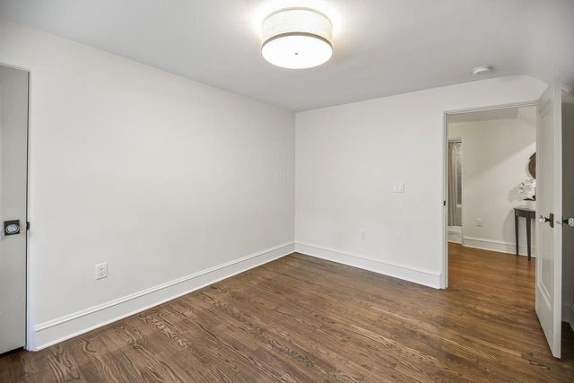 6054 N Bay Ridge AVENUE, Whitefish Bay, WI 53217