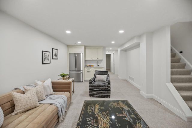 6054 N Bay Ridge AVENUE, Whitefish Bay, WI 53217