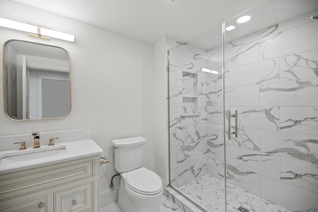 6054 N Bay Ridge AVENUE, Whitefish Bay, WI 53217