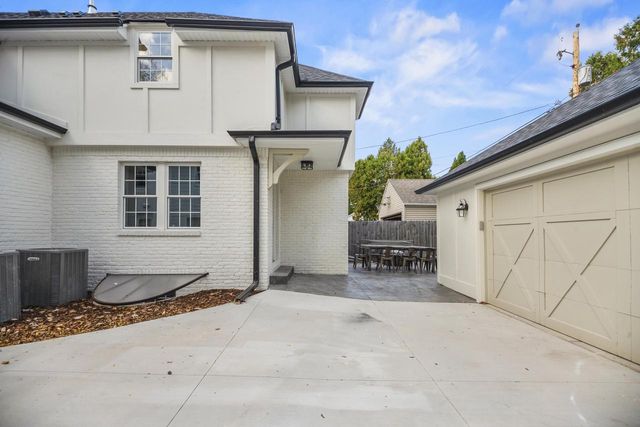 6054 N Bay Ridge AVENUE, Whitefish Bay, WI 53217