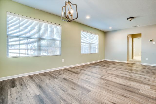 509 Edgemont Avenue, Dallas, TX 75216