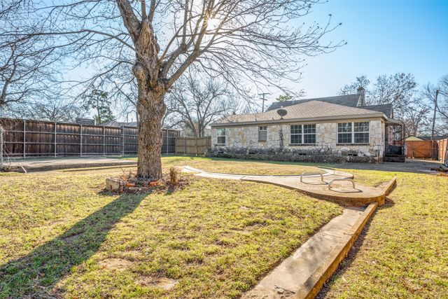509 Edgemont Avenue, Dallas, TX 75216