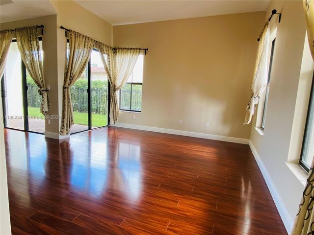 8353 NW 38th St, Cooper City, FL 33024