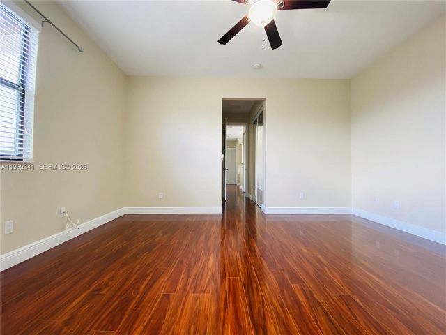 8353 NW 38th St, Cooper City, FL 33024